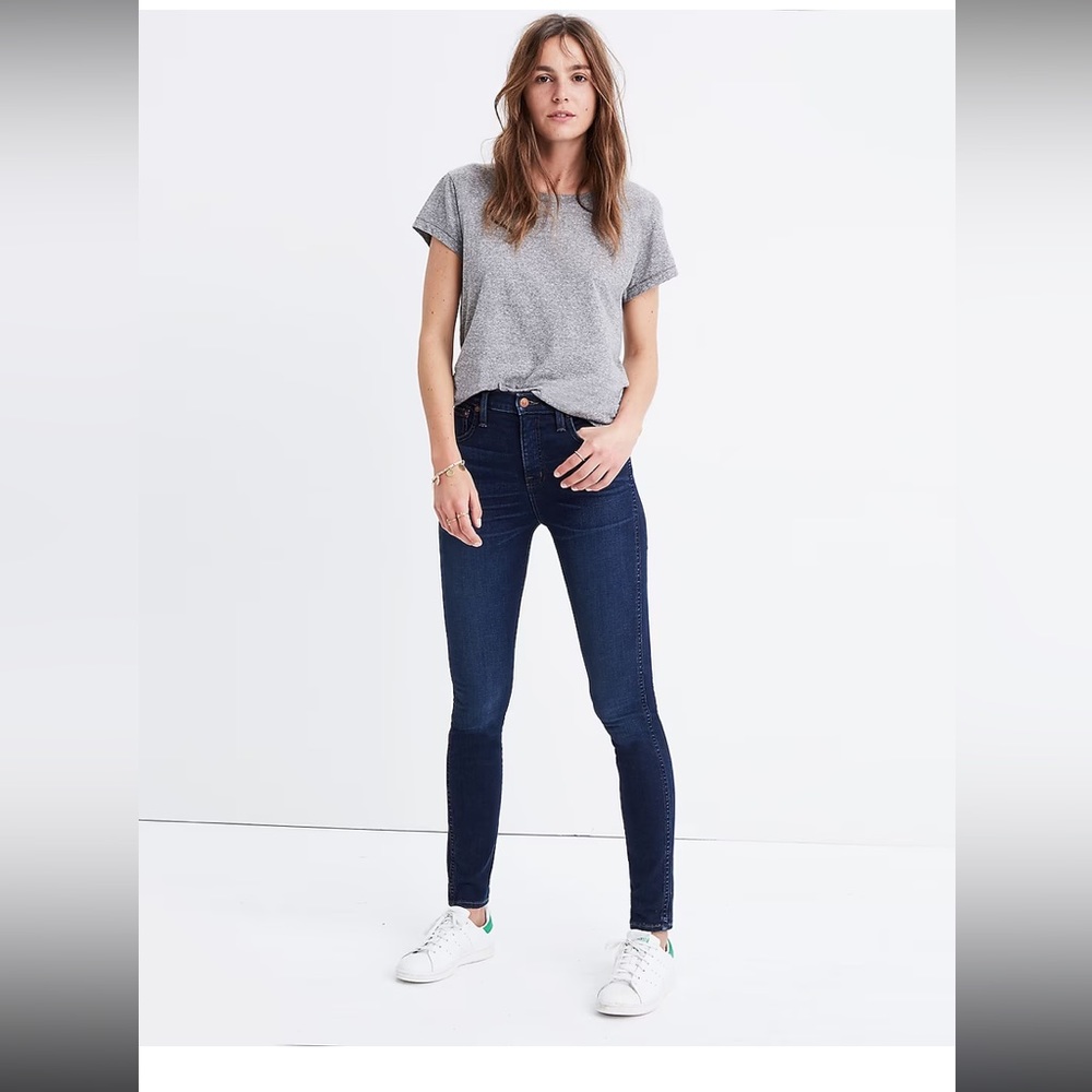 Madewell 10" high rise skinny jeans, dark blue, sz 26, great condition